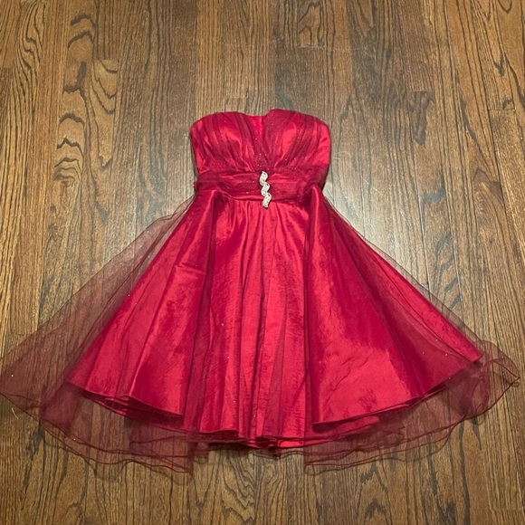 Red Homecoming/Party Dress Size Small - Picture 1 of 5